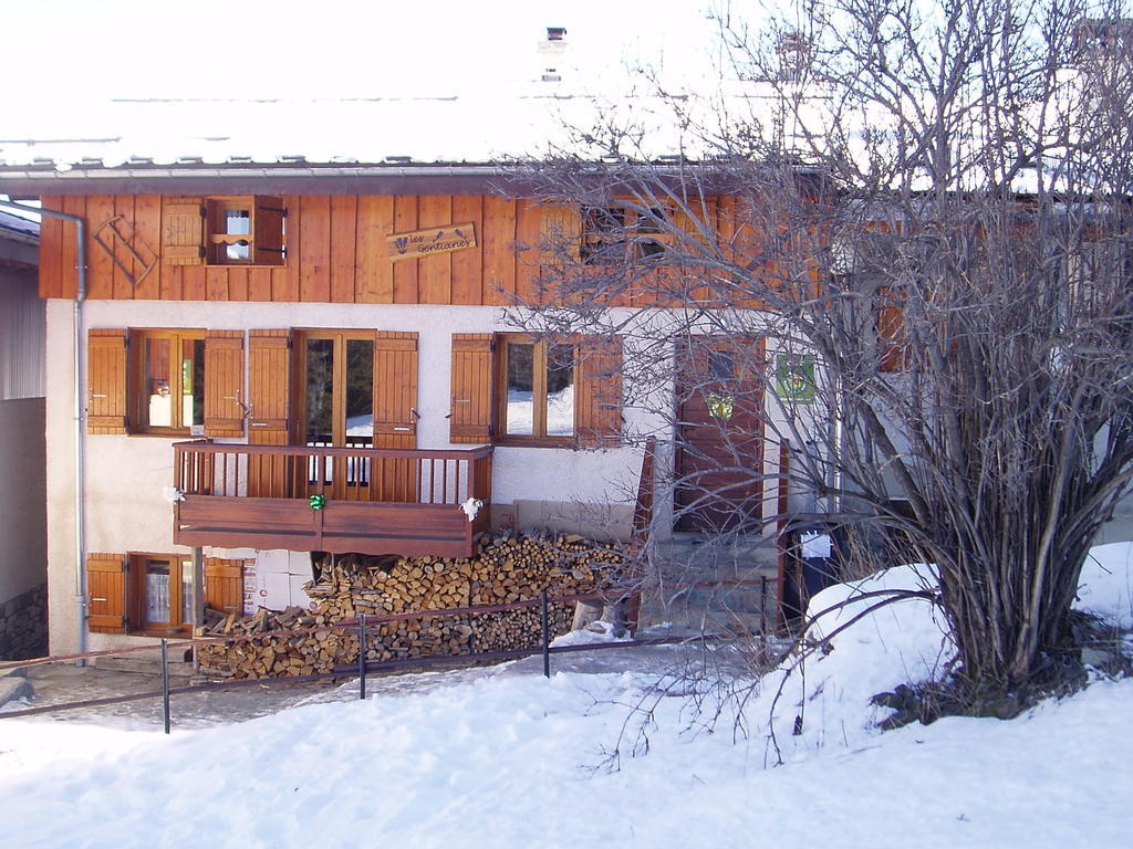 Chalet Les Gentianes Ла-Плань Экстерьер фото